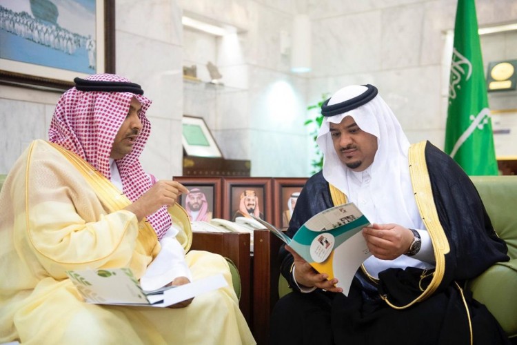 نائب أمير منطقة الرياض يستقبل المشرف العام على جمعية خيرات لحفظ النعمة