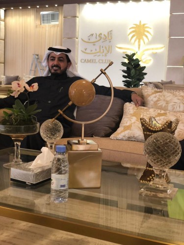 مدير الهلال الأحمر بمنطقة الرياض يزور الفرق الإسعافية بمهرجان الملك عبدالعزيز للإبل