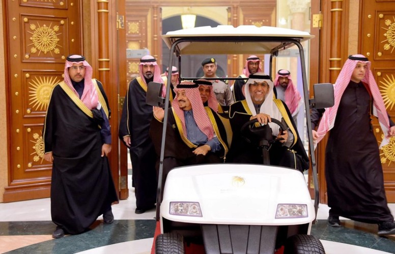 سمو أمير منطقة الرياض يكرّم 26 منشآه فائزة بجائزة الملك عبد العزيز للجودة في دورتها الرابعة