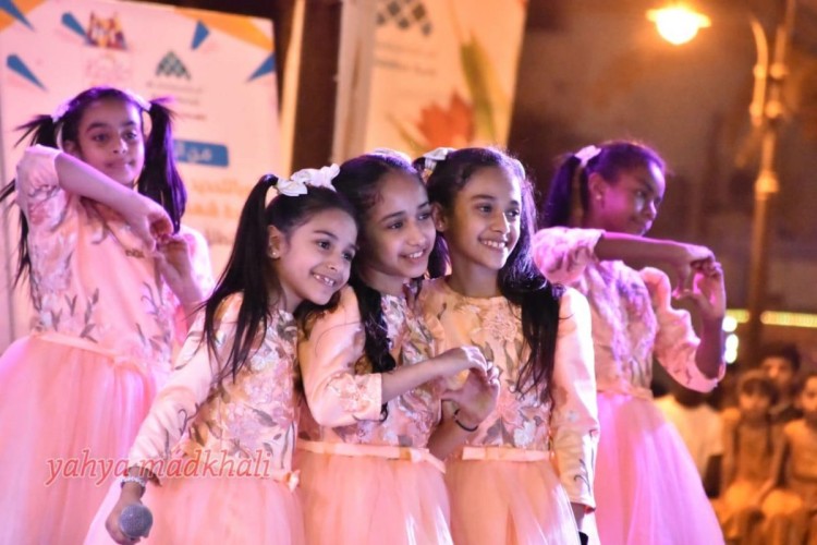 بلدية صامطة تختتم فعاليات الصيف الترفيهية وتطلق الفعاليات الرياضية