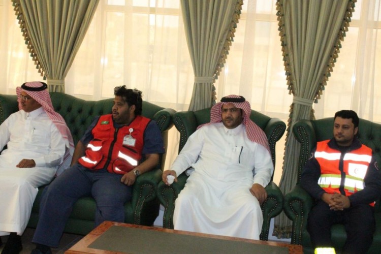 مدير عام فرع هيئة الهلال الأحمر بمنطقة الباحة يلتقي محافظ محافظة بالجرشي