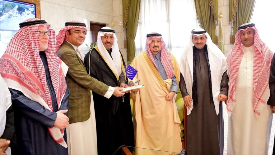 أمير الرياض يستقبل رئيس مجلس إدارة جمعية إعلاميون