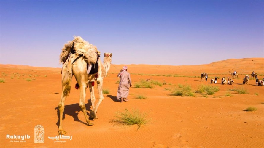 قافلة “ركايب” تتأهب لعبور صحراء الربع الخالي بمشاركة 100 مغامر (صور)