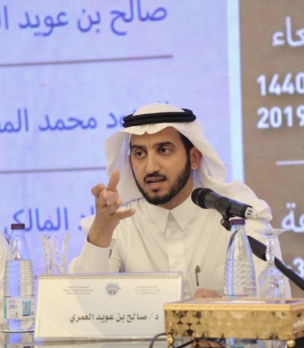 الفيفي يبحث عن تأصيل لـ” النَّثْرِيْلَة”.. واهتمام باستجلاء مفهوم الهوية في نتاج الشباب