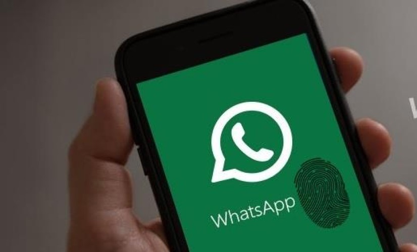 “واتساب” يضيف ميزة فتح وإغلاق الحساب ببصمة الإصبع