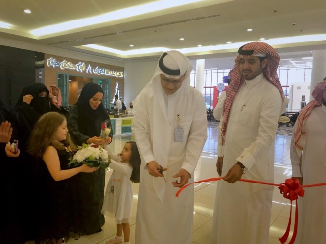 الدكتور الشناوي يدشن حملة « دواؤك في رمضان »بالرياض