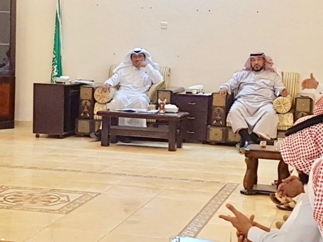 رئيس مركز الجعافرة يجتمع بالمشايخ لمناقشة كل مايخدم المواطنين ويحقق المصلحة العامة