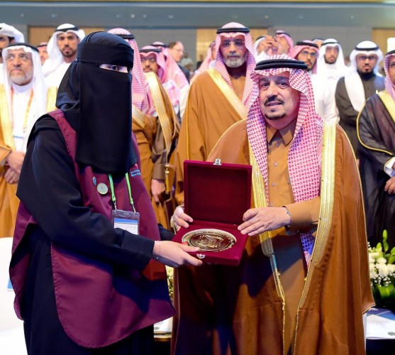 أمير الرياض يتوّج الفائزين بأولمبياد إبداع 2019