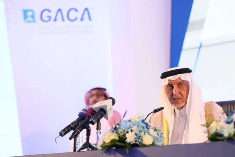 الأمير خالد الفيصل يرد على مقترح أن يحمل مطار القنفذة اسمه