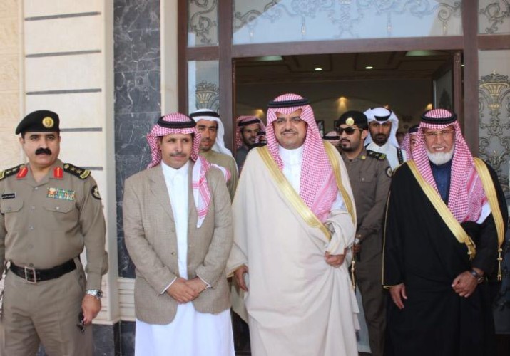 سمو محافظ حفرالباطن يتفقد مركز السعيرة ويقف على أحتياجات المواطنين