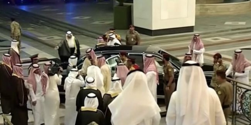 شاهد بالصور والفيديو .. لحظة استقبال أمير الكويت لـ”ولي العهد” محمد بن سلمان في قصر بيان