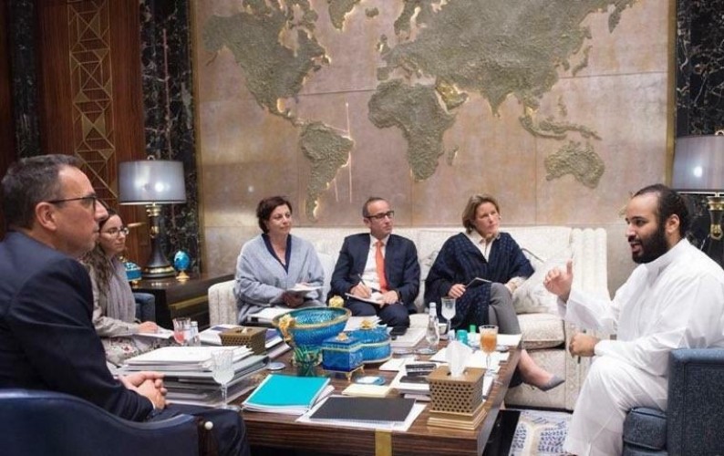 هذا ما قاله ولي العهد عن حساب المواطن وبدل غلاء المعيشة ويكشف عن مناقشات جارية حولهما