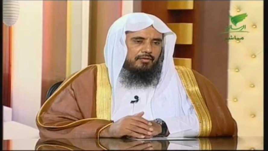 هل توجد عدة للسيدة التي خلعت زوجها ومدى جواز عودتها له؟.. “الخثلان” يجيب (فيديو)