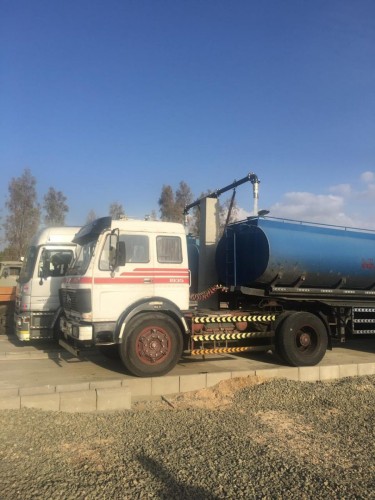 “البيئة” تشغل محطتي “أشياب المياه المجددة” في العرين ووادي بن هشبل وتتيح التوزيع مجاناً