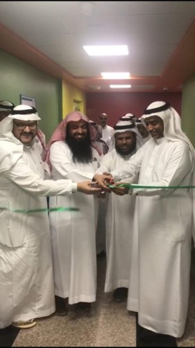 المشاط يُدشن قاعة التعليم الافتراضي بتقنية الهولوغرام بمدارس جيل الإبداع الأهلية