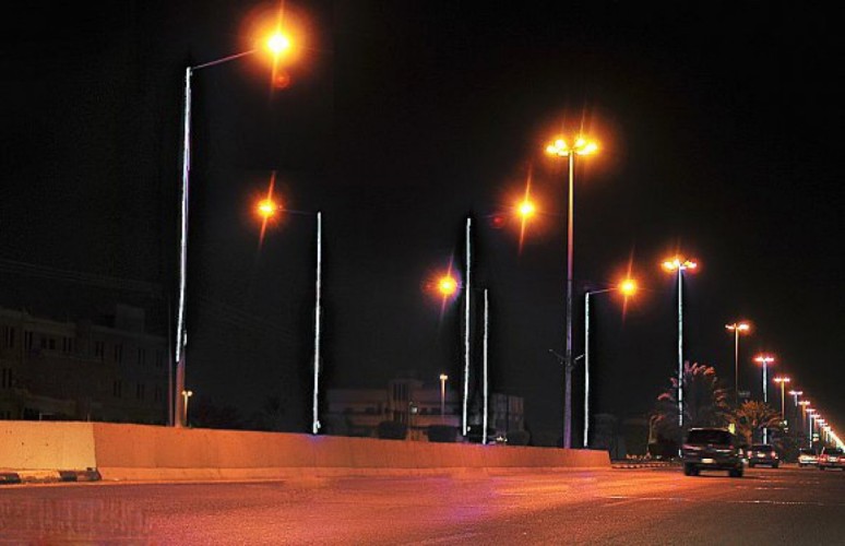تغيير طريقة إنارة الشوارع بالمملكة.. قرارات وتوجيهات رسمية