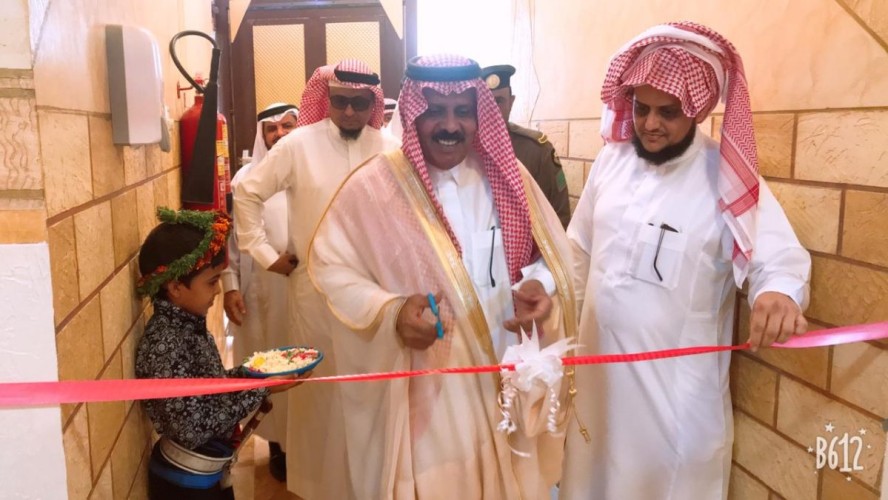 محافظ هروب يفتتح معرض وساع التوعوي