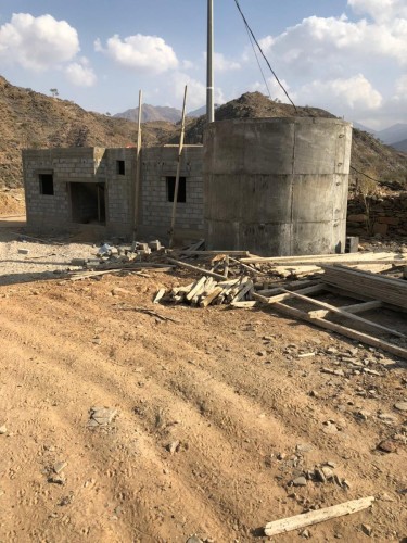 جمعية البر بـ عمود الريث تنشئ السكن الملائم للأم وأبنائها الثمانية