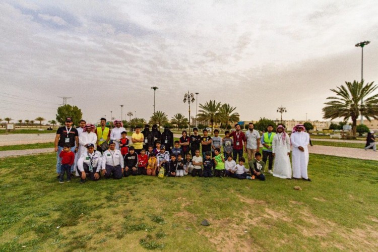 حملة تنظيف مصاحبة لأسبوع البيئة بتبوك.. تشهد تفاعل الأهالي معها