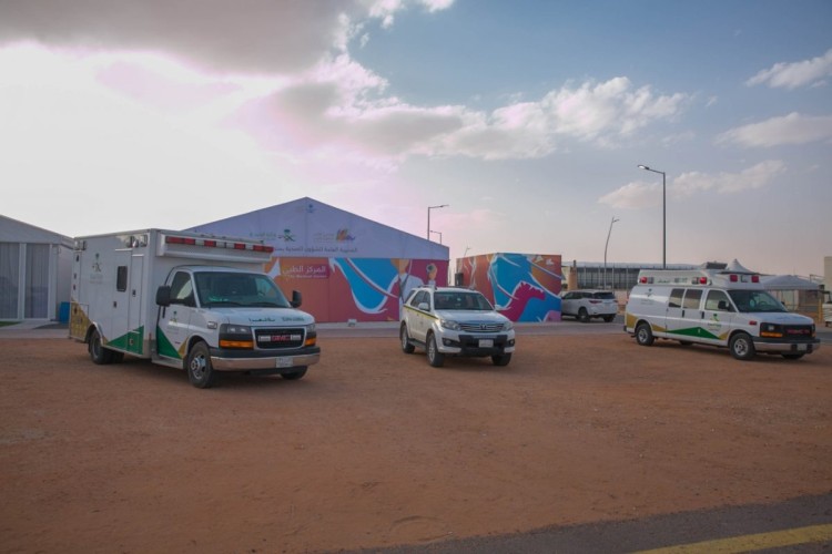 “صحة الرياض” تواصل تقديم خدماتها في مهرجان الملك عبدالعزيز لمزاين الإبل