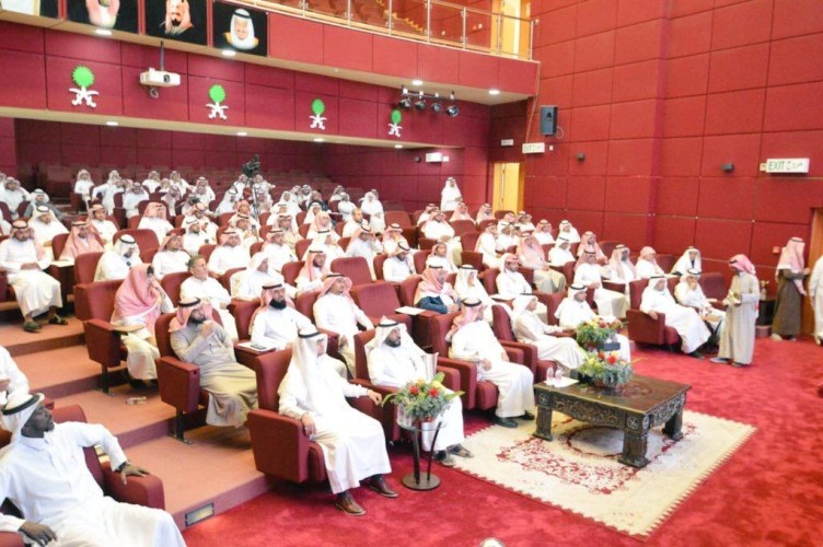 مدير تعليم صبيا يفتتح ملتقى اللغة الإنجليزية الثاني