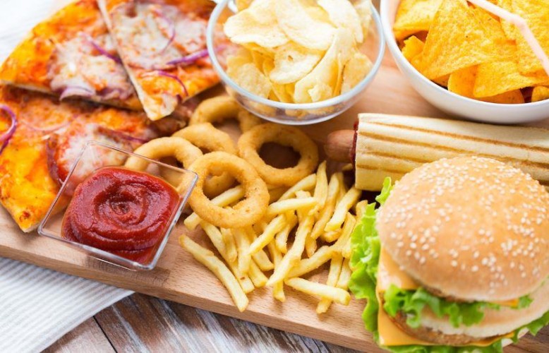 هذه الأطعمة يُفضَّل عدم تناولها بعد سن الثلاثين