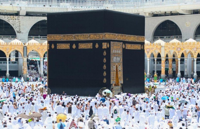 “السديس” في خطبة الجمعة: اغتنموا ليلة القدر ولا تخرجوا من رمضان إلا مغفورا لكم