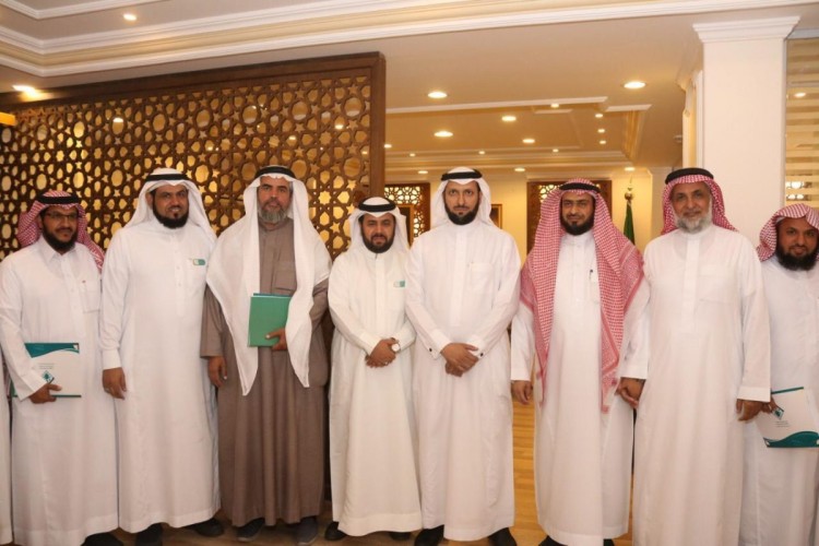 تعليم مكة ينقل خبراته لـ 17 مشرفاً من تعليم الطائف