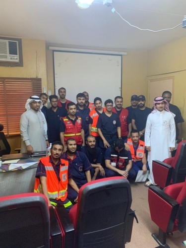 مستشفى الملك فهد يعقدورشة لمكافحة العدوى لعدد (١٦) من منسوبي فرع هيئة الهلال الأحمر بالمنطقة