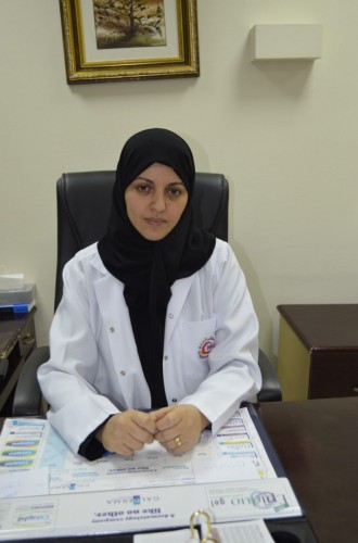 د. حنان المتوكل: أشعة الشمس تزيد من التهاب الجلد وتسبب تصبغات داكنة