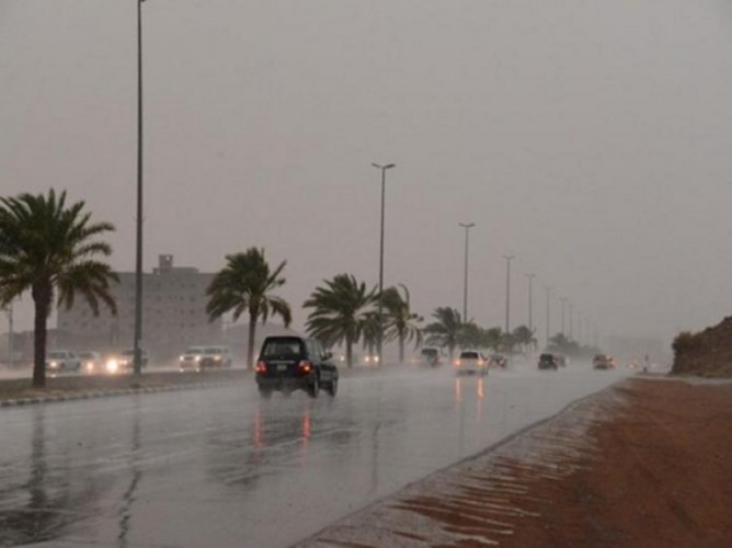 «مدني حائل» يحذر من التقلبات الجوية