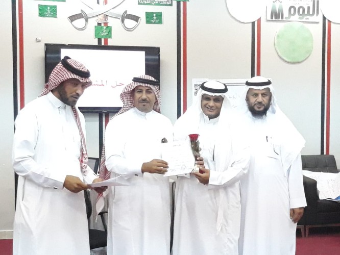 اختتام البرنامج التدريبي” فن حل المشكلات ” بمكتب تعليم ضمد