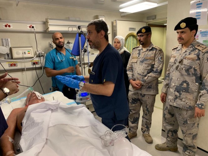 حرس الحدود يرافق سفينة ركاب على متنها بحارا بريطانيا تعرض لعارض صحي