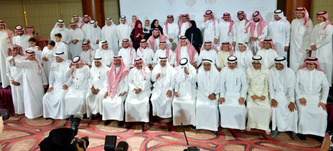 “إعلاميون” تعايد الإعلاميين بخدمات سكانية وطبية وتعليمية