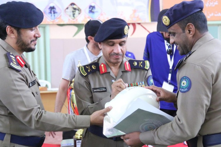 اختتام بطولة تحدي رجال الدفاع المدني والألعاب الرياضية في القصيم