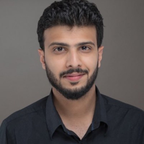 وفاة الـ”ستاند أب كوميدي” محمد بن رافعة في حـادث سير بحائل