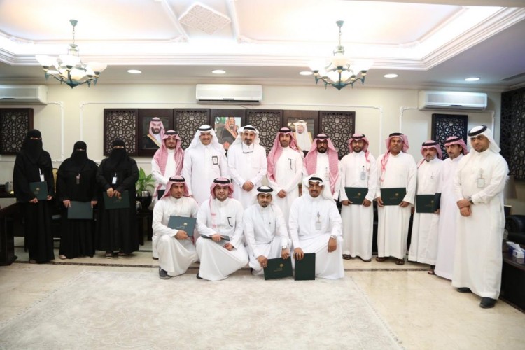 “عمل الشرقية” يكرم موظفي وموظفات خدمة العملاء