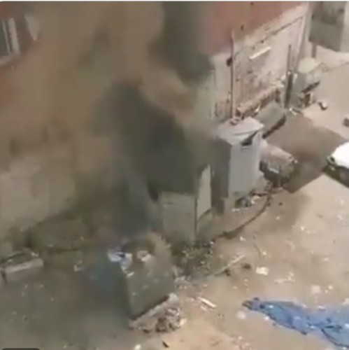 شاهد .. لحظة انفجار الكبائن الرئيسية المغذية لحي جرول بمكة