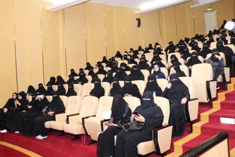 هيئة الصحفيين تستقطب “240” إعلاميا وإعلامية بالأحساء