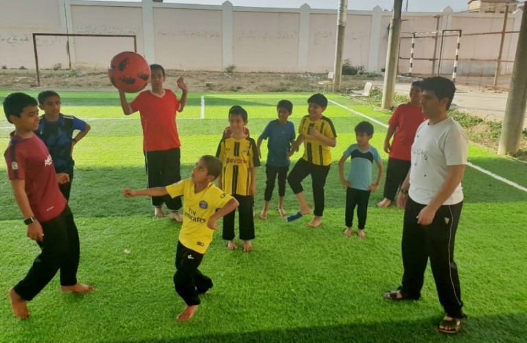 اكثر من 750 زائر في الاسبوع الاول لبرامج النادي الحي بمجمع آل مشحنة