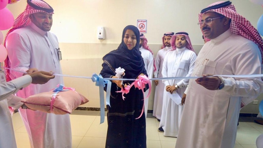 تدشين طوارئ النساء والولادة بمستشفى ابو عريش العام