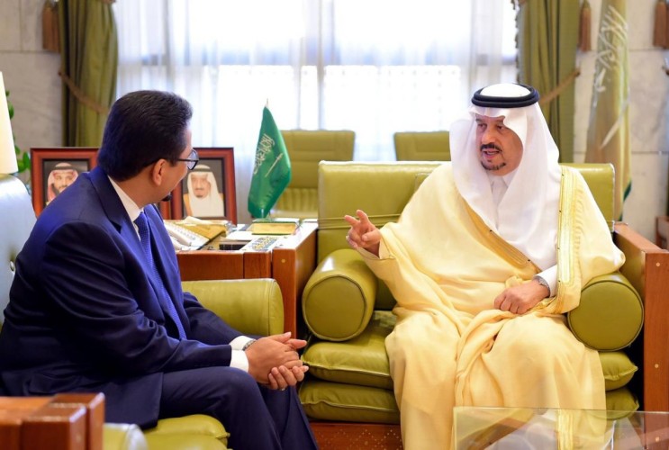 أميرالرياض يستقبل سفير موريتانيا لدى المملكة
