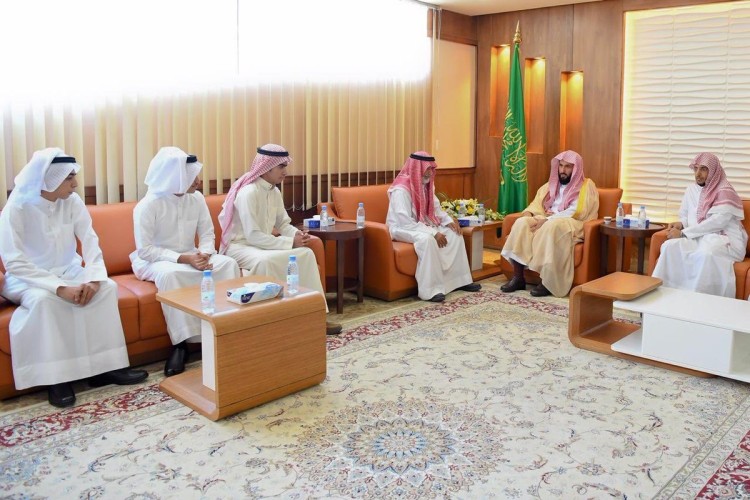 خادم الحرمين يأمر بمنح القاضي «الجيراني» وسام الملك عبدالعزيز