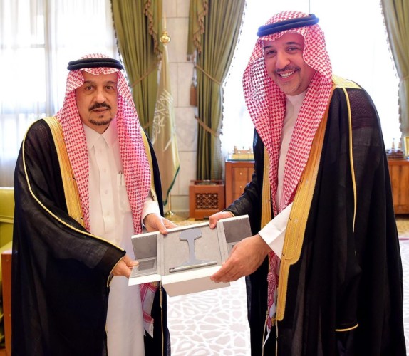 سمو أمير الرياض يستقبل الرئيس التنفيذي للشركة السعودية للخطوط الحديدية