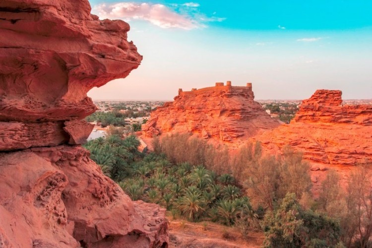 الجوف.. سياحة البساتين والتاريخ والتراث