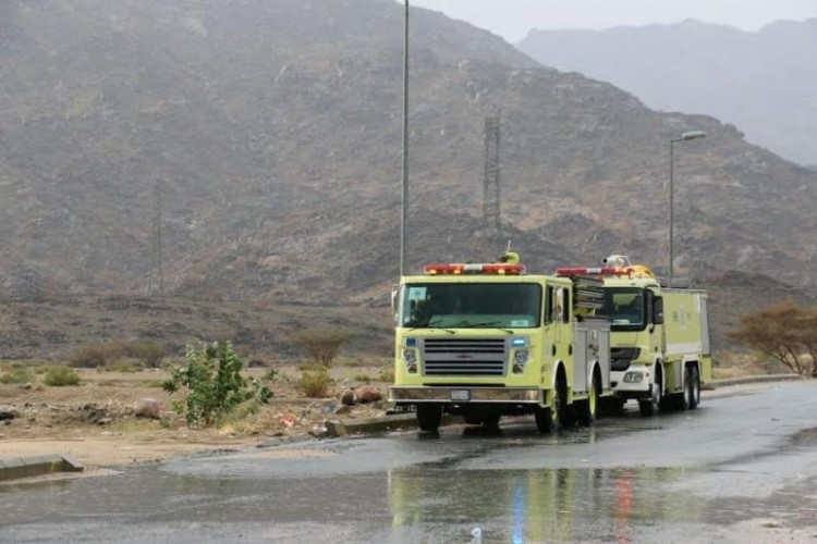 “مدني مكة” يحذر من التقلبات الجوية المؤثرة ويناشد الالتزام بهذه التعليمات