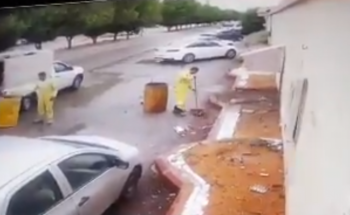 فيديو يكشف خداع عمال النظافة لمواطنين في الرياض