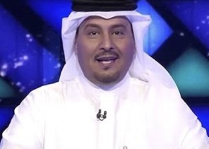 بعد انقطاع 3 سنوات .. المذيع محمد الشهري يفاجئ متابعيه ويعود للشاشة من جديد – فيديو