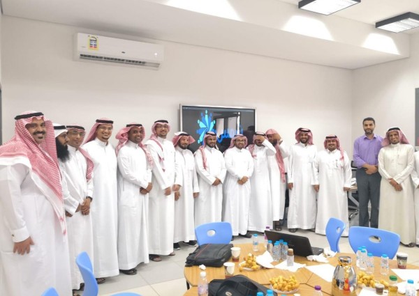 مكتب تعليم شرق جدة ينفذ دورة الموارد التعليمية المفتوحة “شمس”