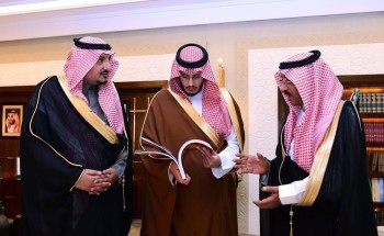 الأمير أحمد بن فهد يطلع على تقرير فعاليات مهرجان سفاري بقيق